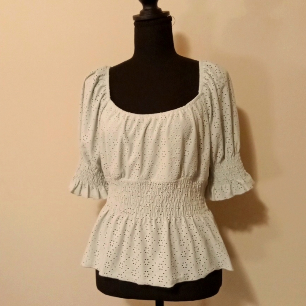 NWT Urban Romantics Green Puff Sleeve Smocked Waist Eyelet Peplum Top Size Large